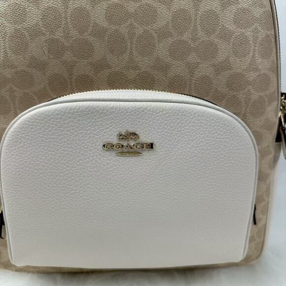 Coach Large Court Backpack In Signature Canvas CZ175 Gold/Sand/Chalk NWT - Picture 2 of 10